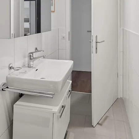 Executive 2br Flat 100sqm - Mainau 6 Διαμέρισμα *