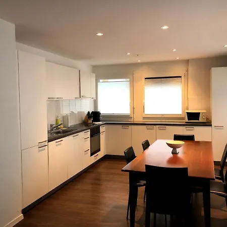 Lägenhet Executive 2br Flat 100sqm - Mainau 6 *