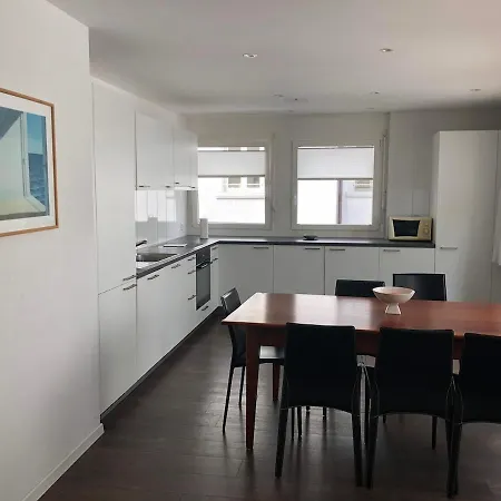 Executive 2br Flat 100sqm - Mainau 6 Apartment *